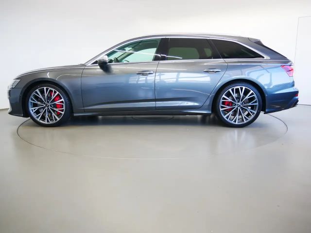 Audi S6 Avant