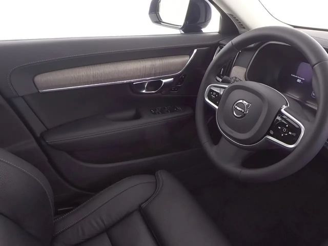 Volvo V90 AWD Dark Plus T8