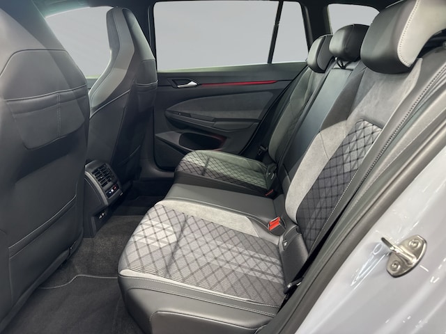 Volkswagen Golf 2.0 TDI R-Line