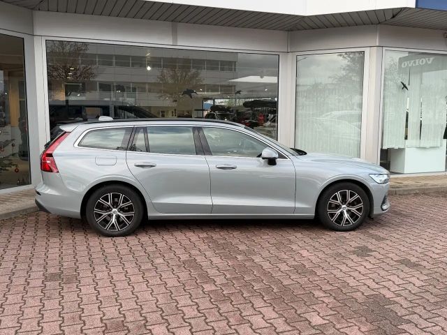 Volvo V60 Core