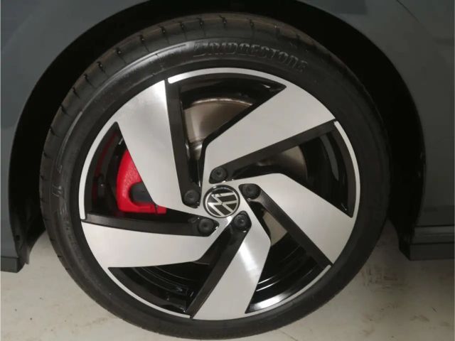 Volkswagen Golf 2.0 TSI DSG GTI Style