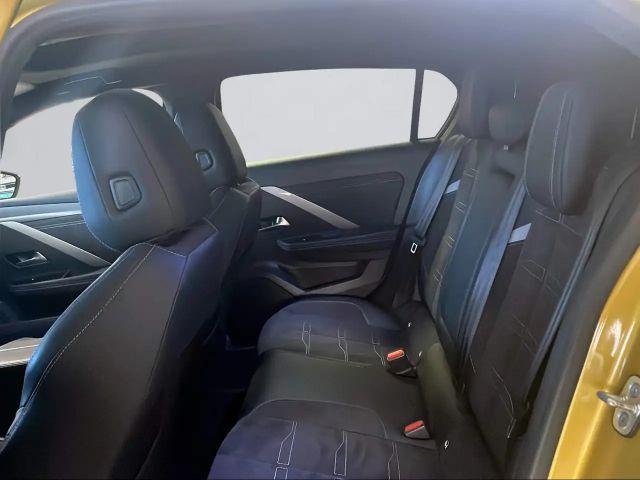 Opel Astra Hybrid Innovation Ultimate