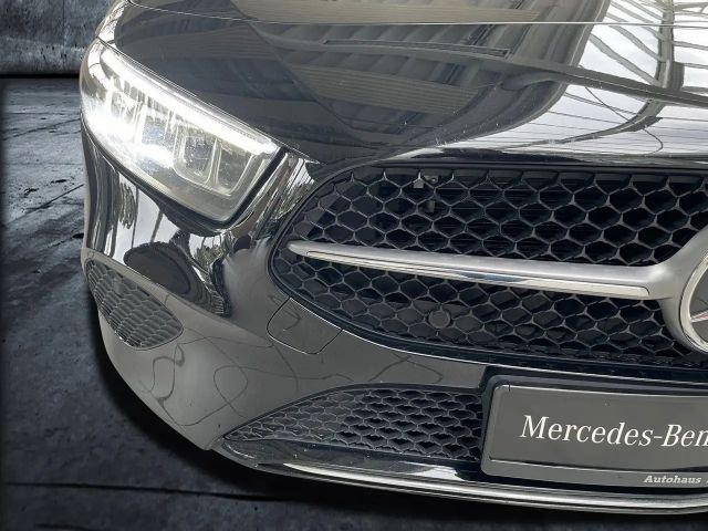 Mercedes-Benz A 200 Progressive