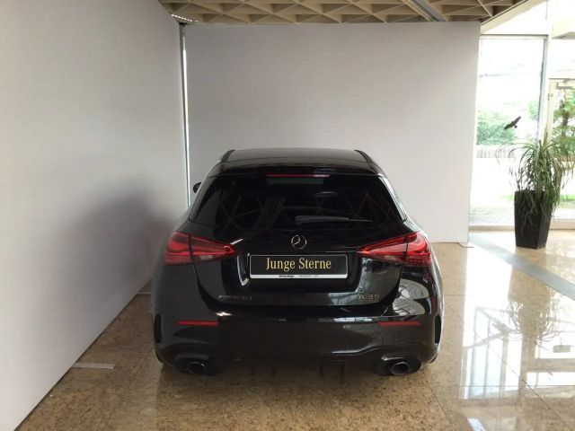 Mercedes-Benz A 35 AMG 4MATIC AMG Line