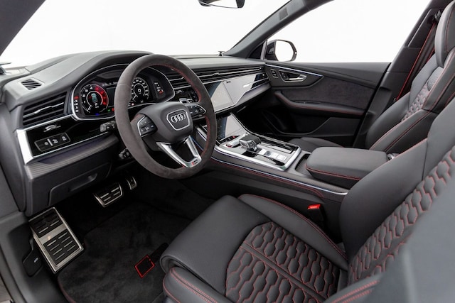 Audi RS Q8 Performance Quattro