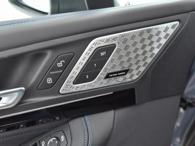 BMW 230 Active Tourer Sedan xDrive