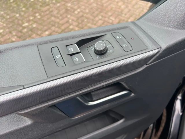 Volkswagen Multivan 2.0 TDI DSG T6