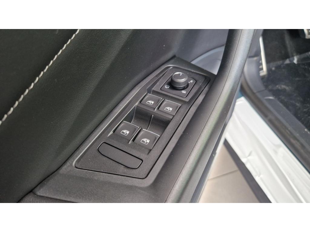 Volkswagen T-Roc 1.5 TSI Cabriolet DSG R-Line