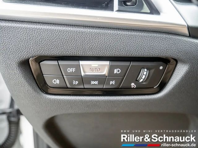 BMW 320 320i M-Sport Touring