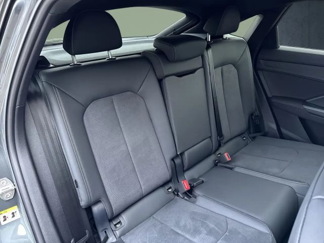 Audi Q3 35 TFSI S-Line