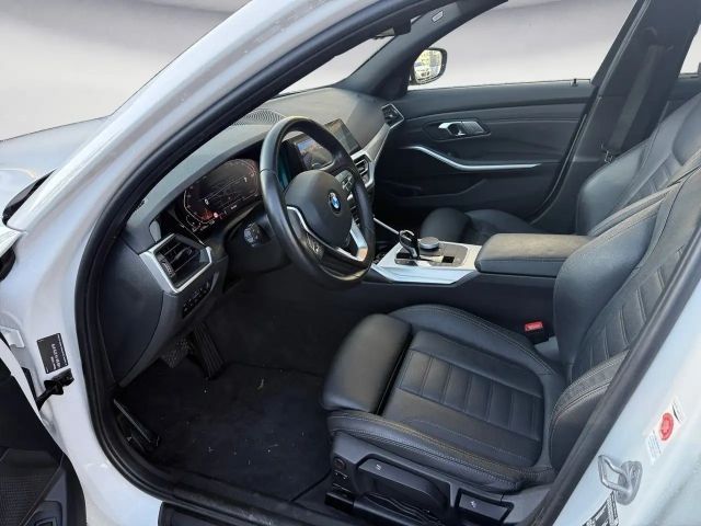 BMW 320 320d Touring xDrive