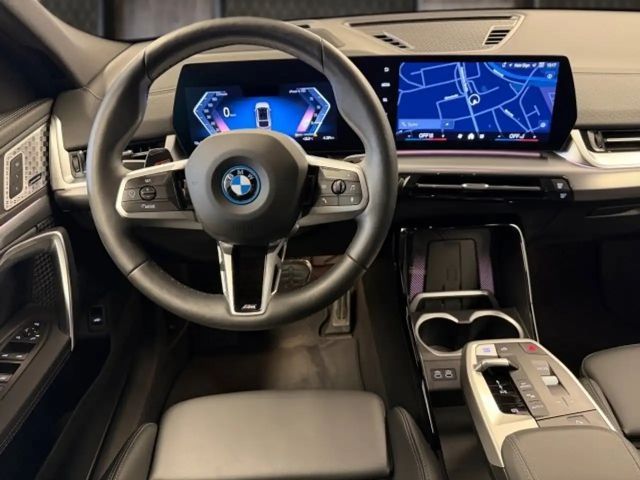 BMW iX2 xDrive30