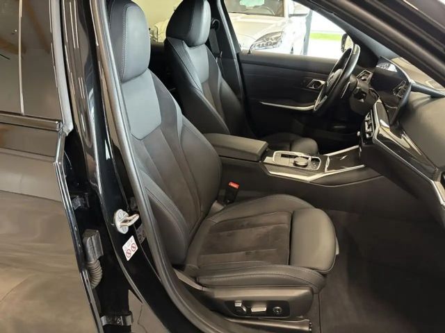 BMW 320 320d M-Sport Touring xDrive