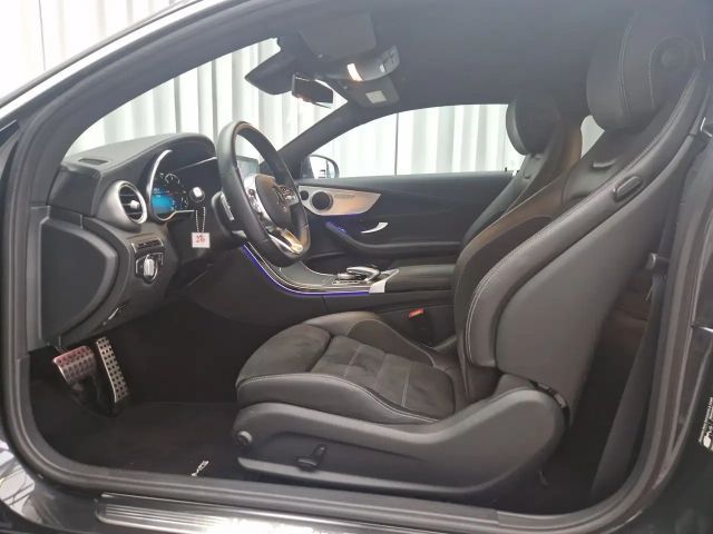 Mercedes-Benz C 220 4MATIC C 220 d Coupé