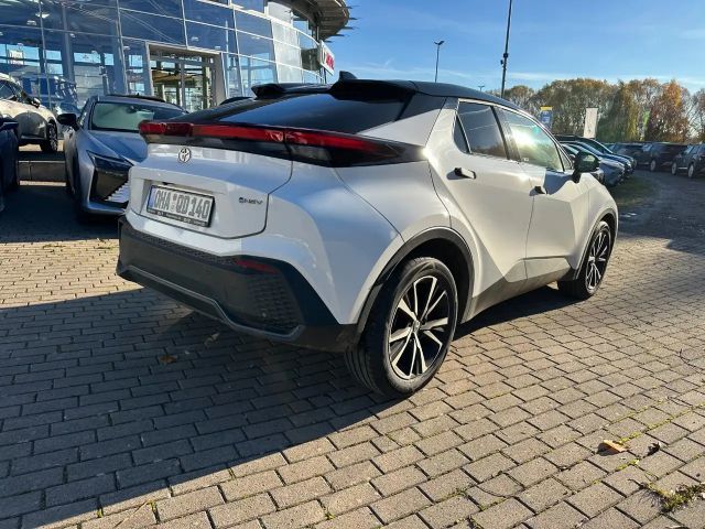 Toyota C-HR Team D Voorwielaandrijving