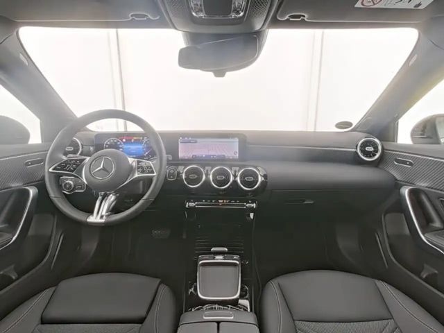 Mercedes-Benz A 200 Progressive