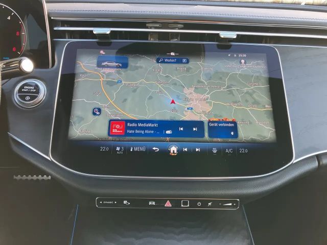 Mercedes-Benz E 220 AMG Line E 220 d Sedan