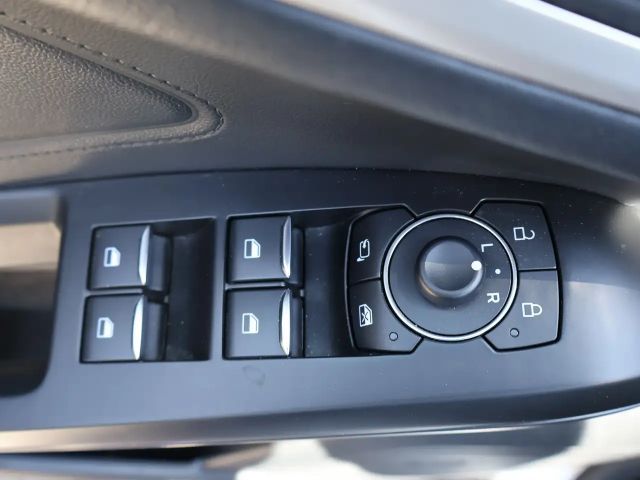 Ford Focus Cool & Connect