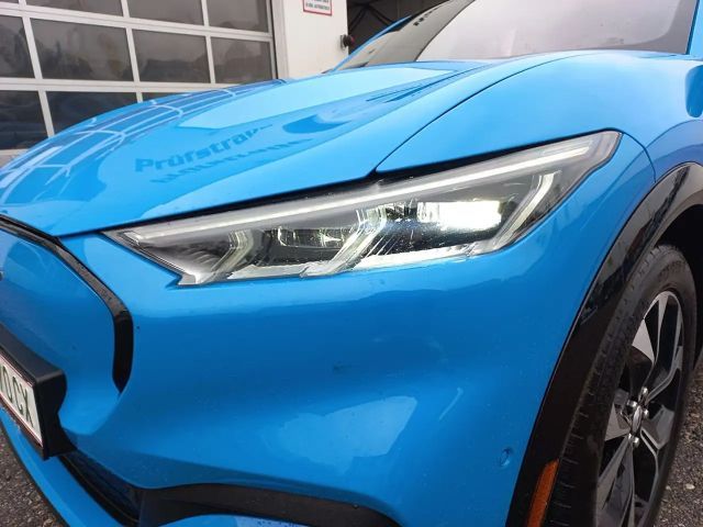 Ford Mustang Mach-E Extended range