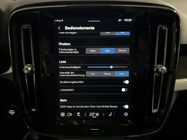 Volvo XC40 Dark Plus