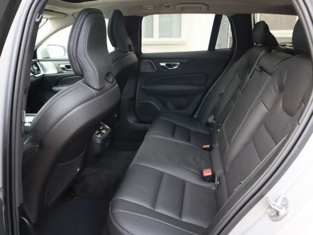 Volvo V60 Cross Country AWD Ultimate