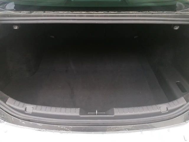 Mazda 3 Exclusive-line