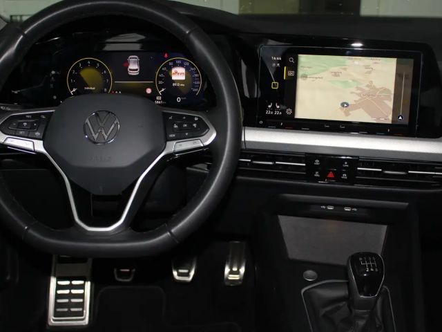 Volkswagen Golf Life Move