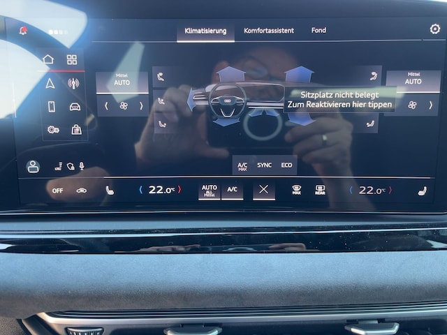 Audi A6 Avant Quattro S-Tronic