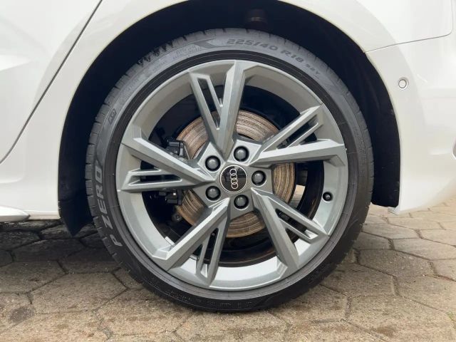 Audi S3 Quattro S-Tronic Sedan