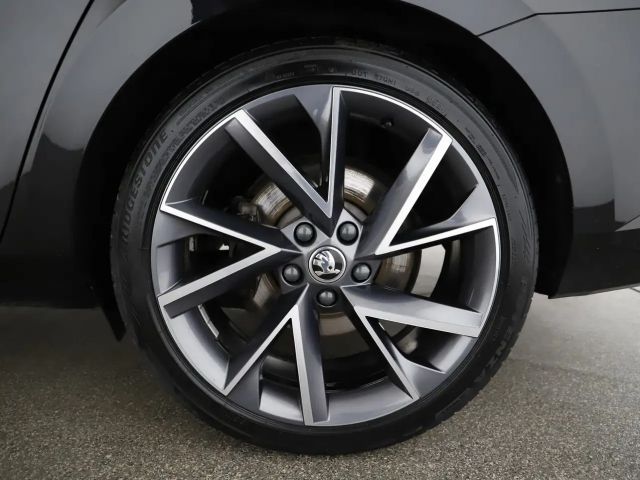 Skoda Superb Sportline iV