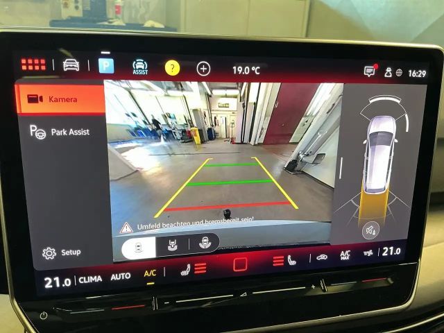 Volkswagen Golf Business Variant