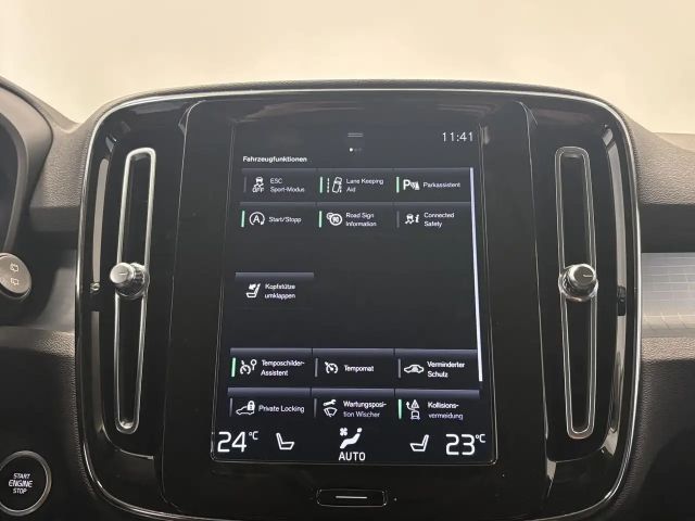 Volvo XC40 Momentum