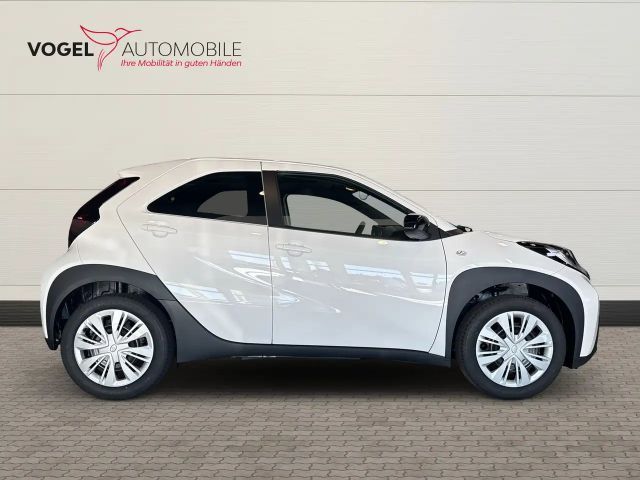 Toyota Aygo 1.0 VVT-i Business Hatchback