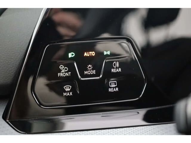 Volkswagen Golf 1.5 TSI