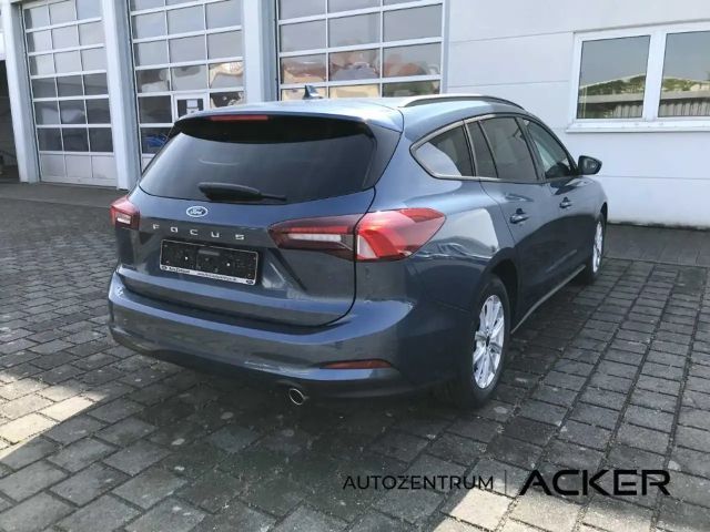 Ford Focus Cool & Connect Wagon