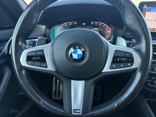 BMW 530 530d M-Sport Touring xDrive