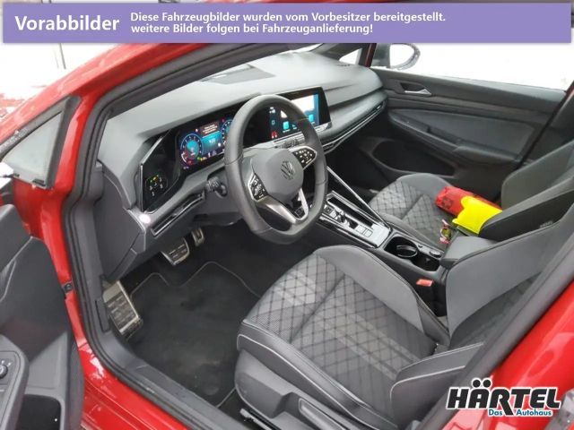 Volkswagen Golf 1.5 eTSI DSG R-Line Style