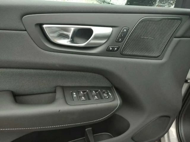 Volvo XC60 AWD Dark T8 Ultimate