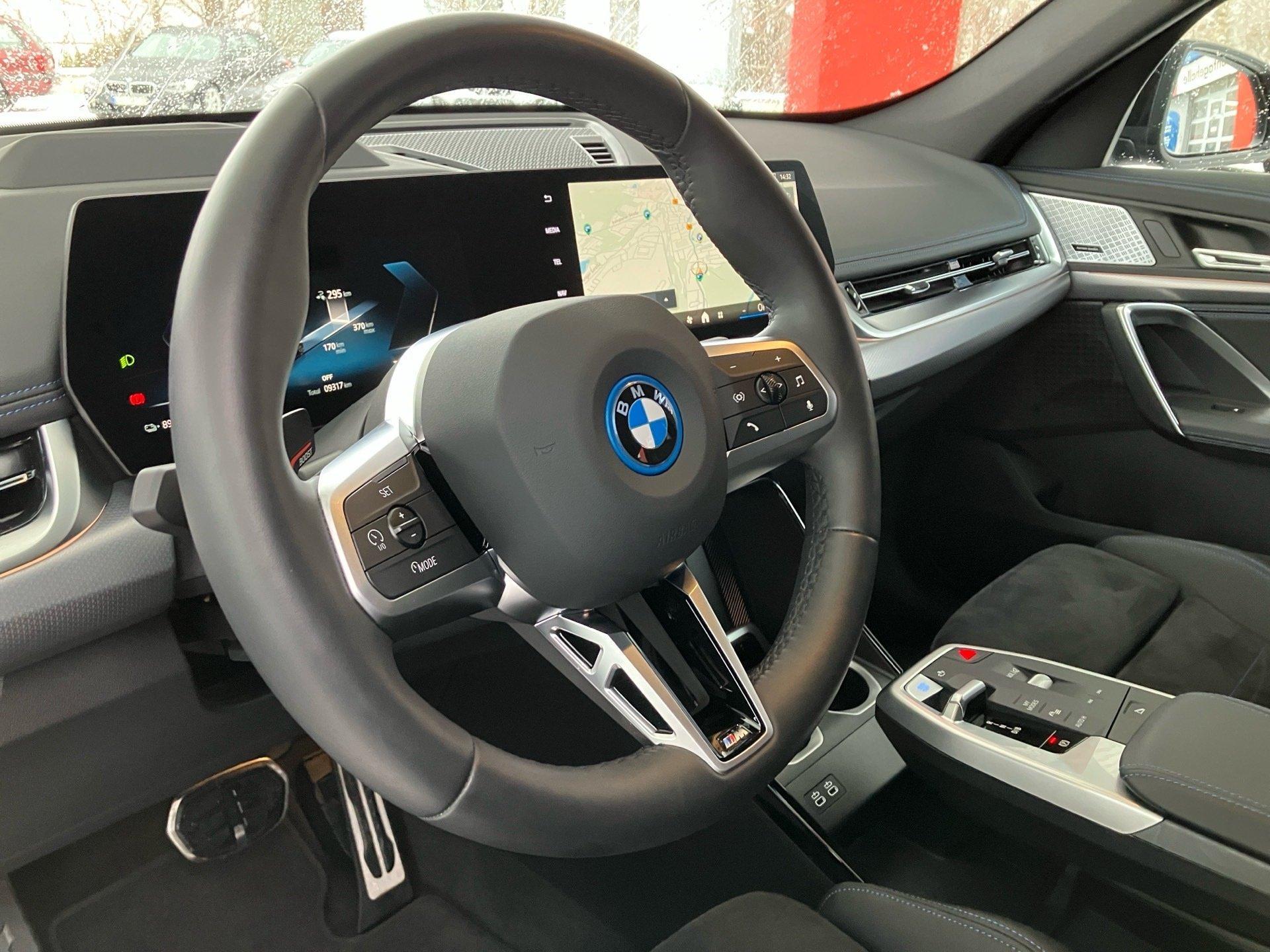 BMW iX1 xDrive30