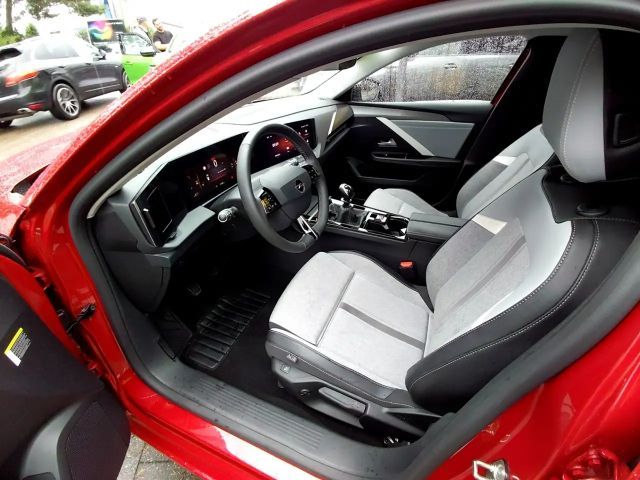 Opel Astra 1.2 Turbo Elegance Turbo