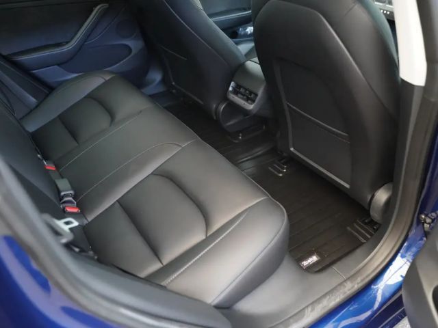 Tesla Model 3 Standard Range