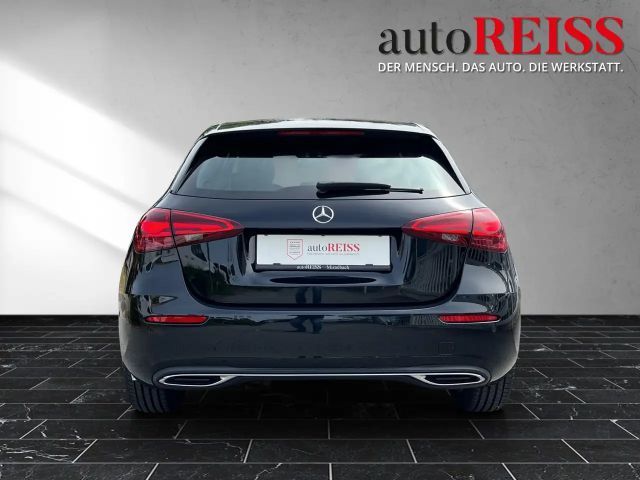 Mercedes-Benz A 180 Hatchback Progressive