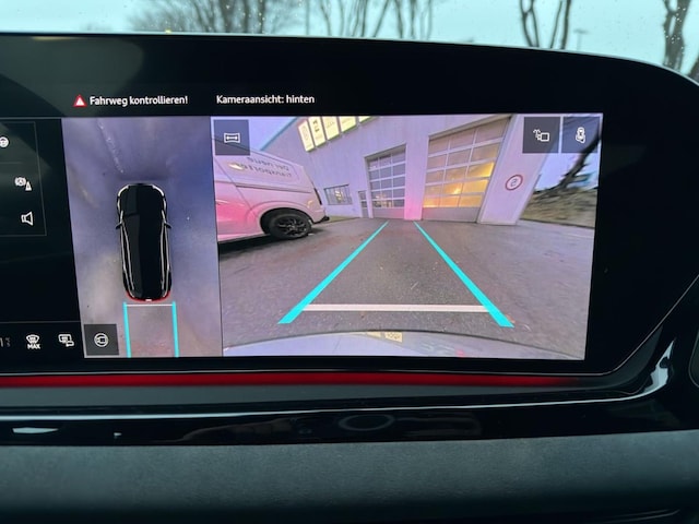 Audi A6 e-tron Avant Quattro