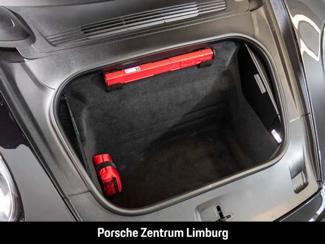 Porsche 992 Cabrio Carrera