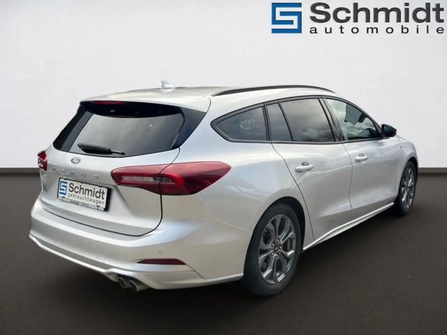 Ford Focus ST Line Wagon