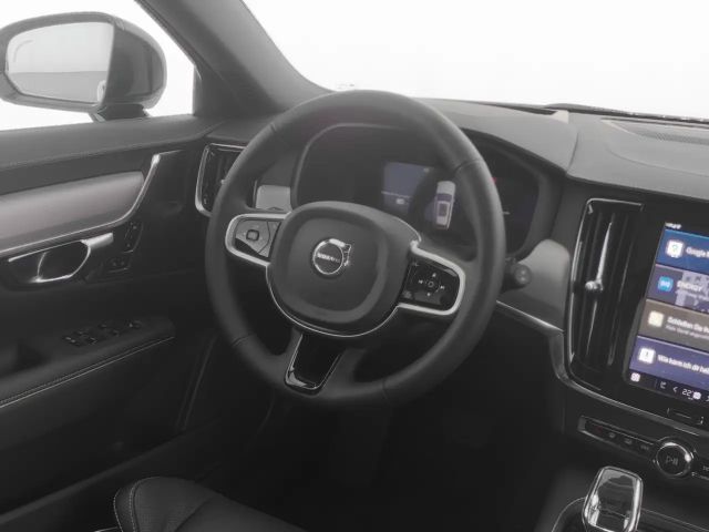 Volvo V90 AWD Dark Plus T8