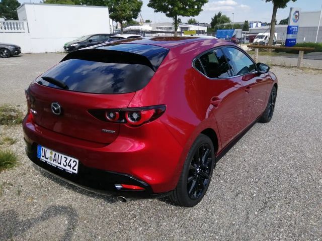 Mazda 3 2.5L SkyActiv e-Skyactiv