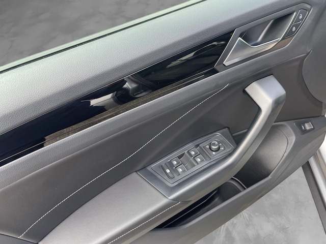 Volkswagen T-Roc 1.5 TSI DSG IQ.Drive R-Line