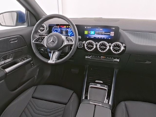 Mercedes-Benz EQA 300 4MATIC
