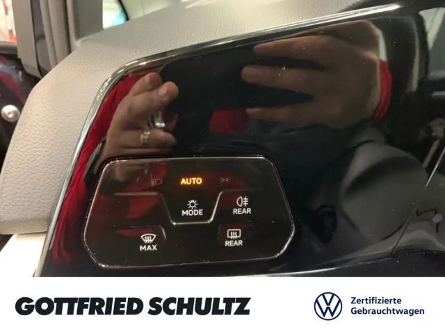 Volkswagen Golf DSG Golf VIII Life Variant